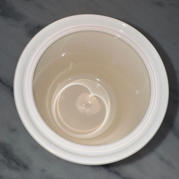 Pfaltzgraff Vintage Wyndham Stoneware Canister with lid. - Picture 4 of 8